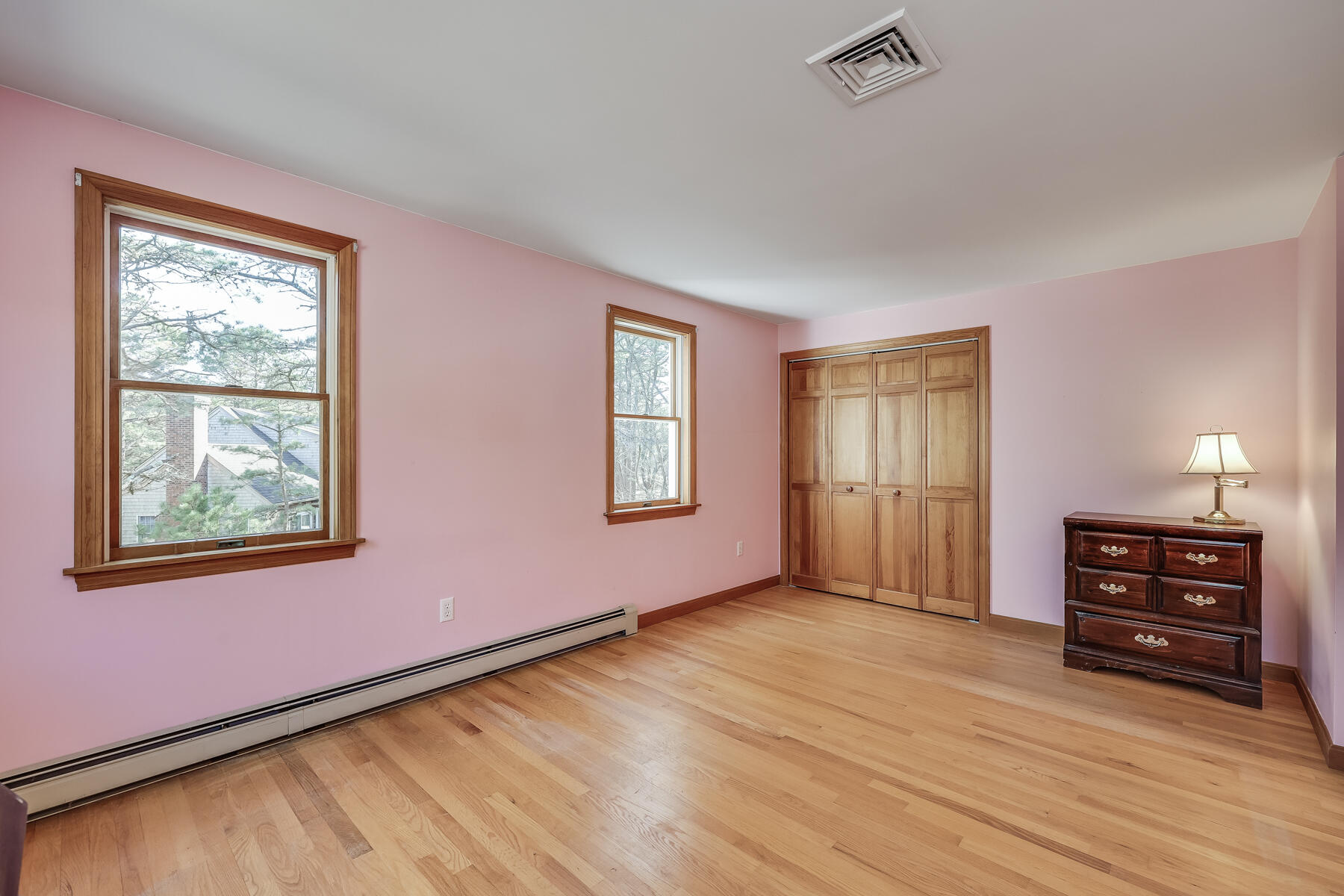 35 Sea Pine Road Wellfleet, MA 02667 - Photo 24 of 36 a view of a bedroom with furniture and windows