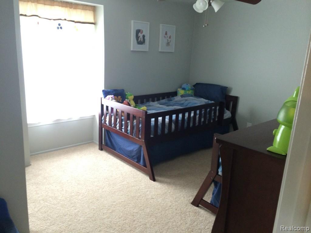 43860 Arlington Road Canton, MI 48187 - Photo 21 of 31 IMG_4226.jpg