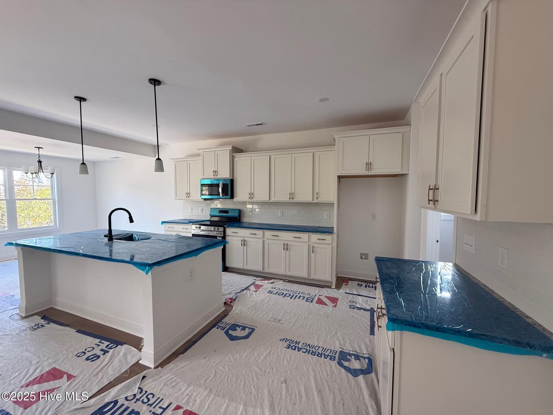 315 Ashurst Road Carthage, NC 28327 - Photo 6 of 12 kitchen and nook