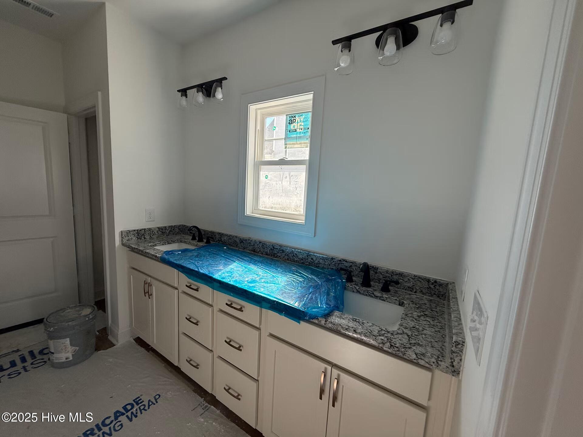 315 Ashurst Road Carthage, NC 28327 - Photo 10 of 12 owners bath