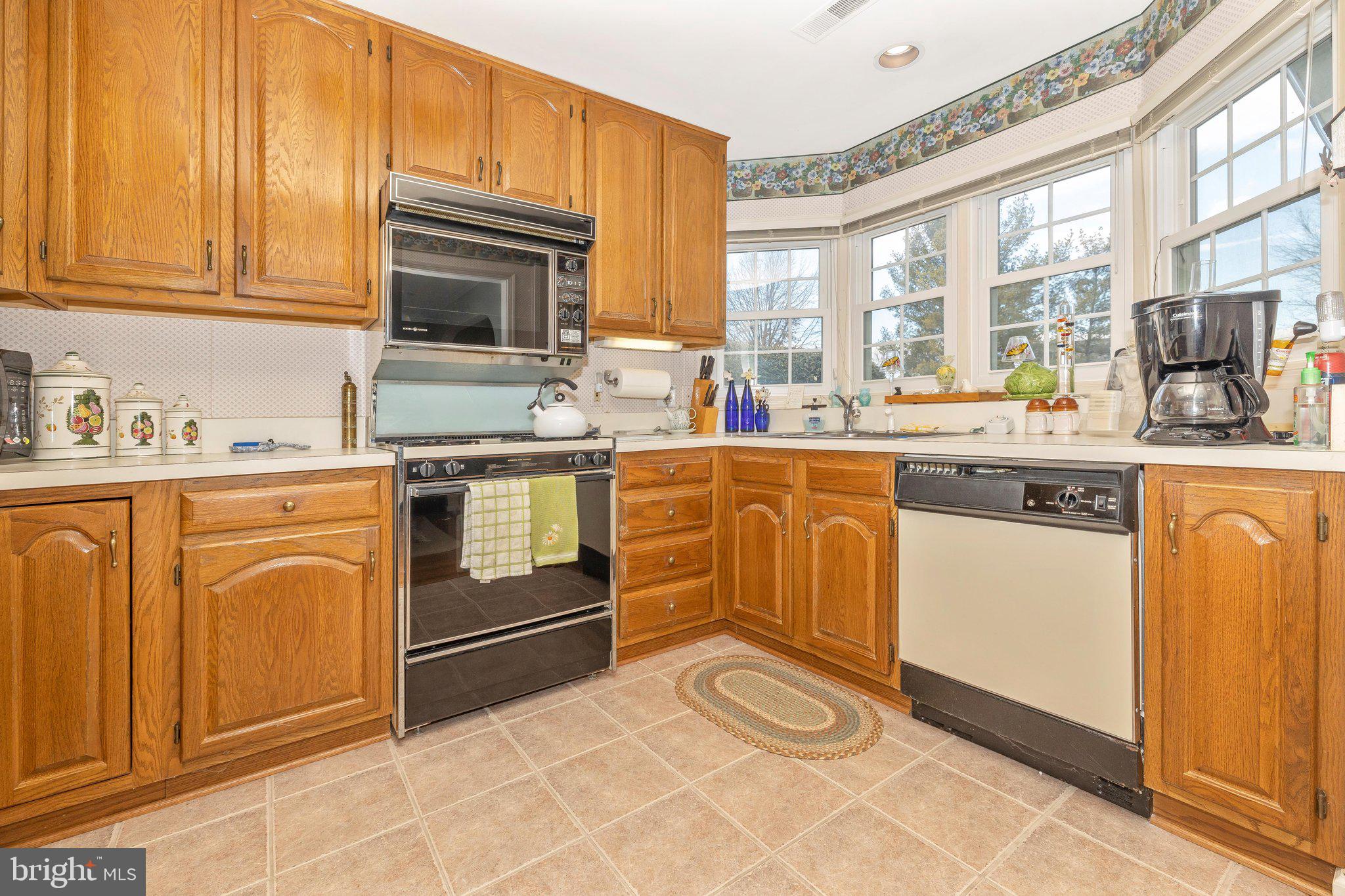 2496 Bear Den Road Frederick, MD 21701 - Photo 11 of 44 Kitchen