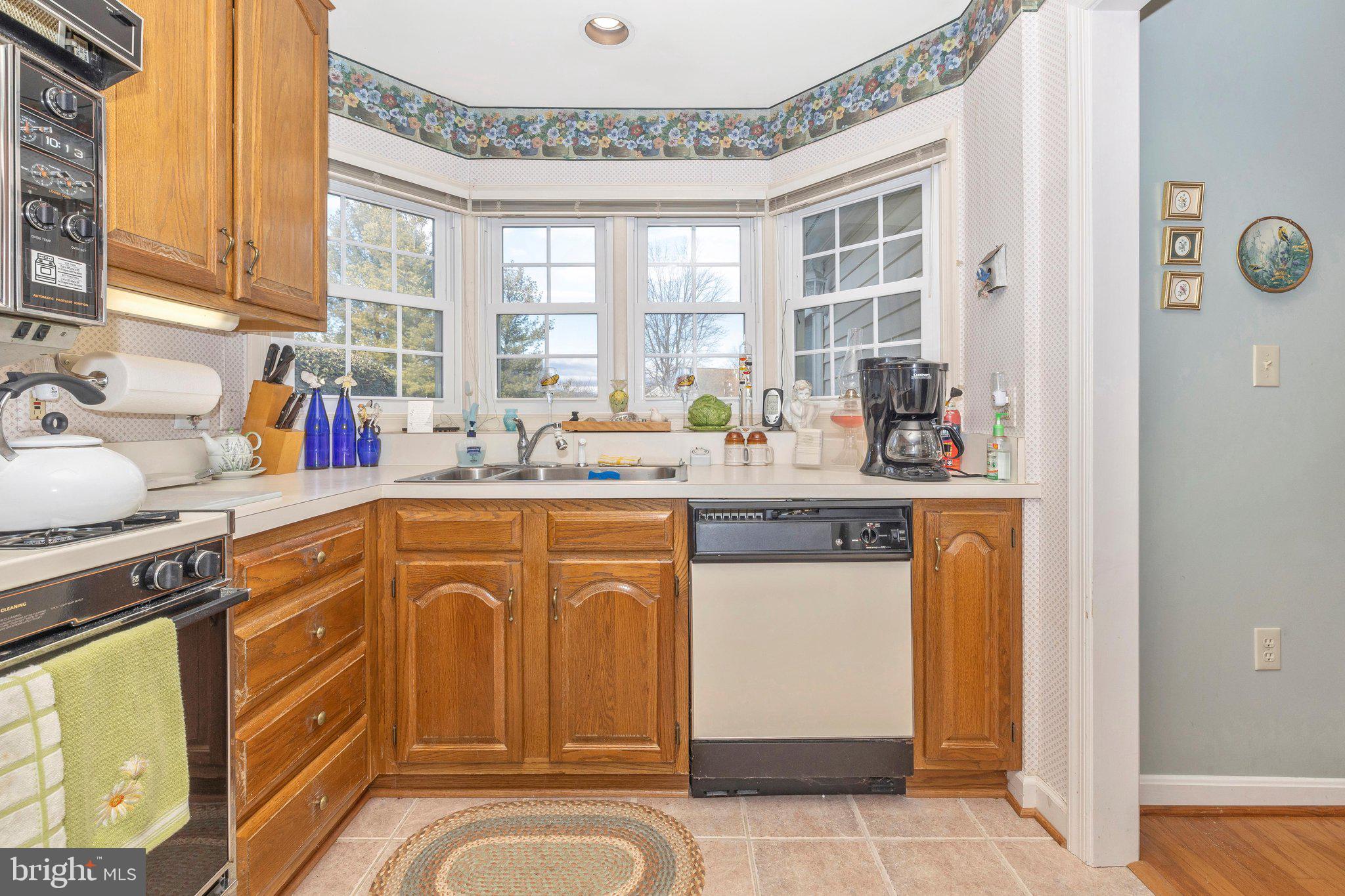 2496 Bear Den Road Frederick, MD 21701 - Photo 16 of 44 Kitchen