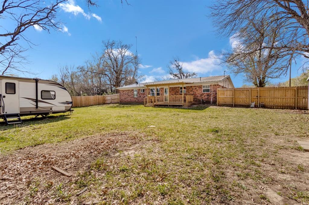 265 South Fm 271 Bonham, TX 75418 - Photo 19 of 22