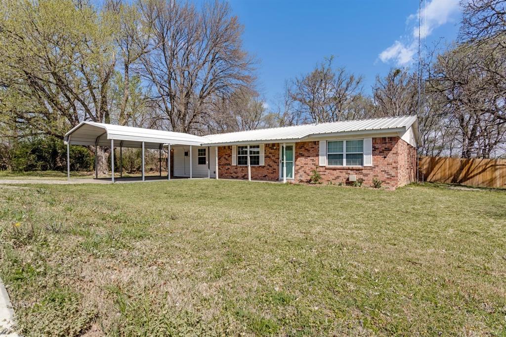 265 South Fm 271 Bonham, TX 75418 - Photo 2 of 22