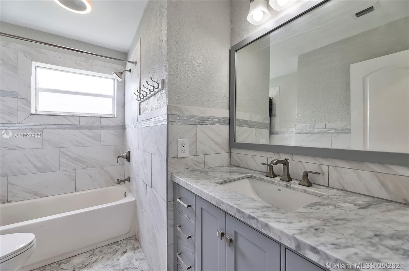 6118 Hogan Creek Road Margate, FL 33063 - Photo 13 of 39 Gallery Image 13