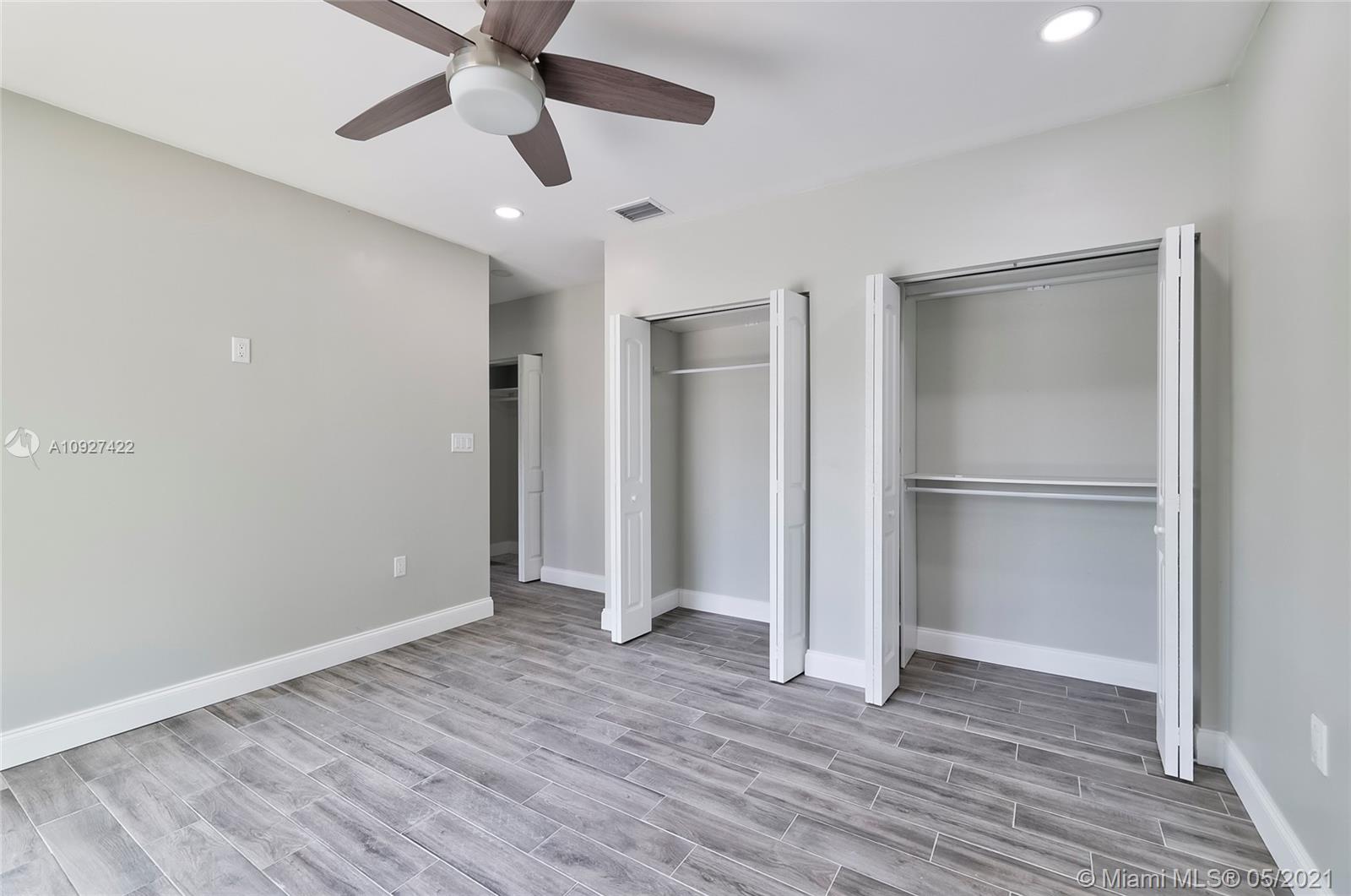 6118 Hogan Creek Road Margate, FL 33063 - Photo 31 of 39 Gallery Image 31