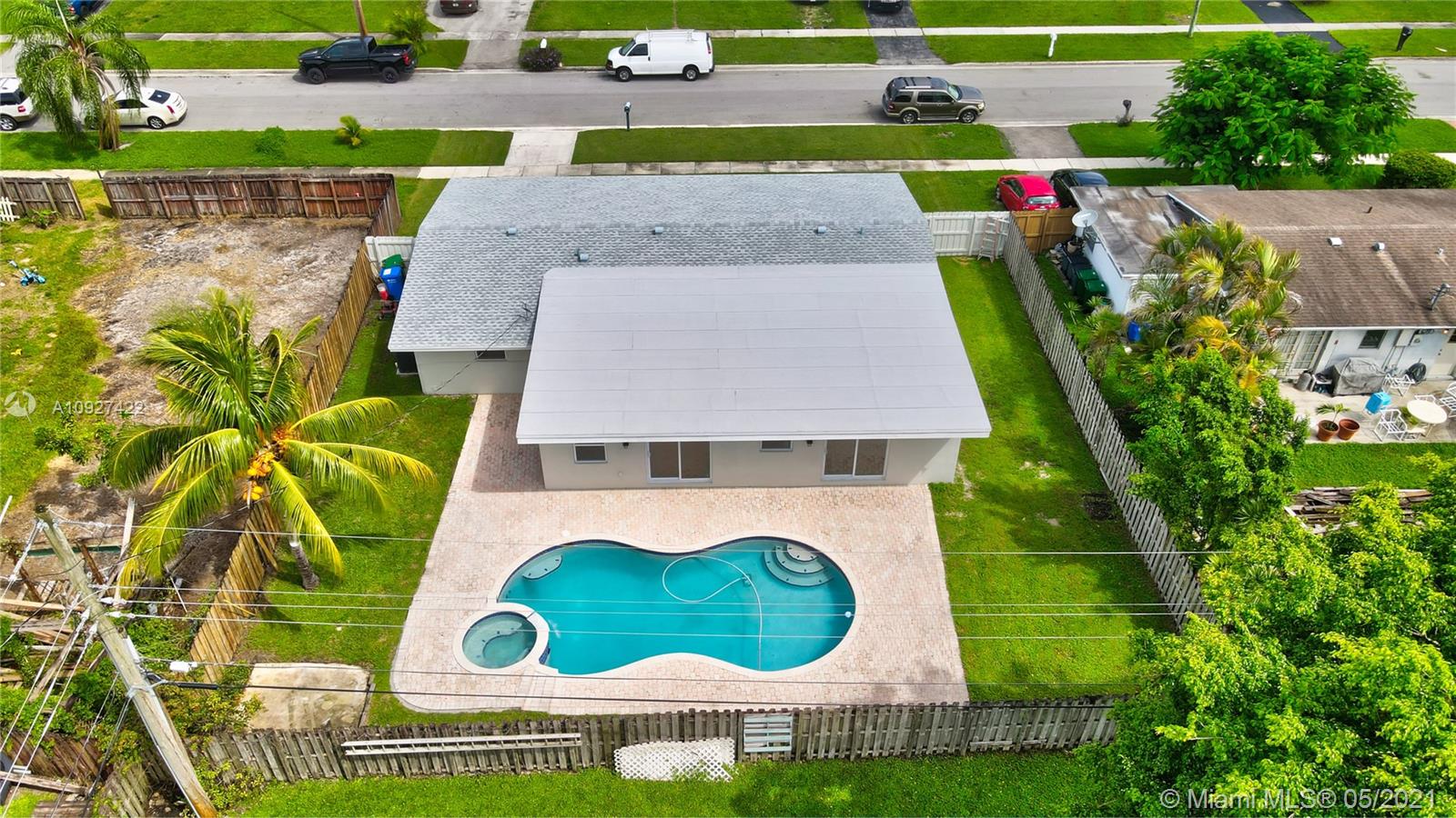 6118 Hogan Creek Road Margate, FL 33063 - Photo 39 of 39 Gallery Image 39