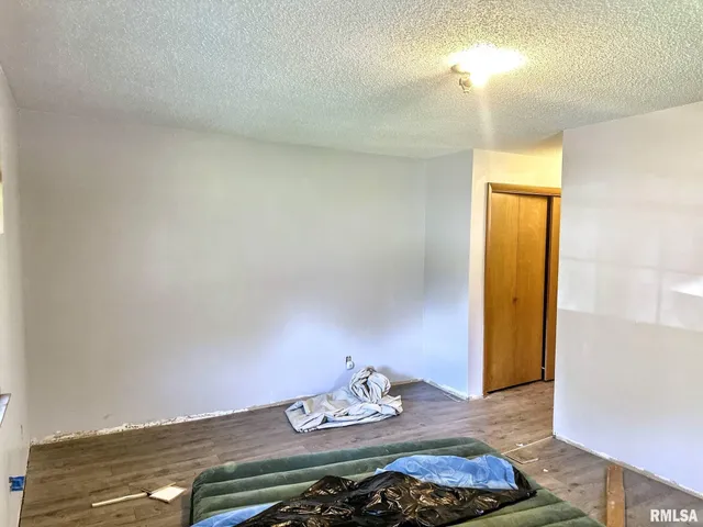 $95,000 | 900 East 4th Street, West Frankfort, IL 62896