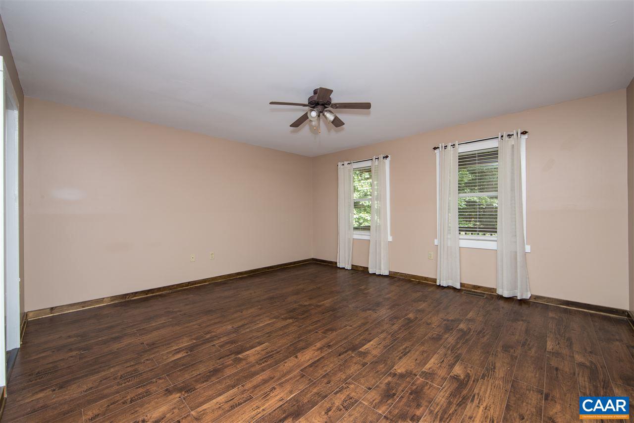 3321 Duke Road Powhatan, VA 23139 - Photo 15 of 40 Gallery Image 15