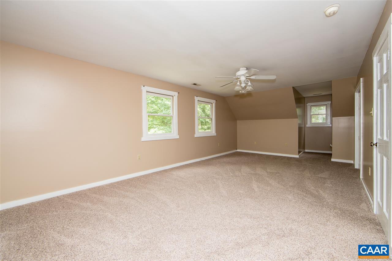 3321 Duke Road Powhatan, VA 23139 - Photo 18 of 40 Gallery Image 18