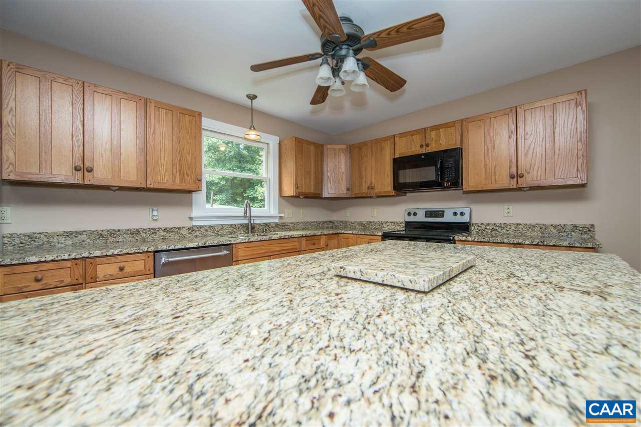 3321 Duke Road Powhatan, VA 23139 - Photo 4 of 40 Gallery Image 4