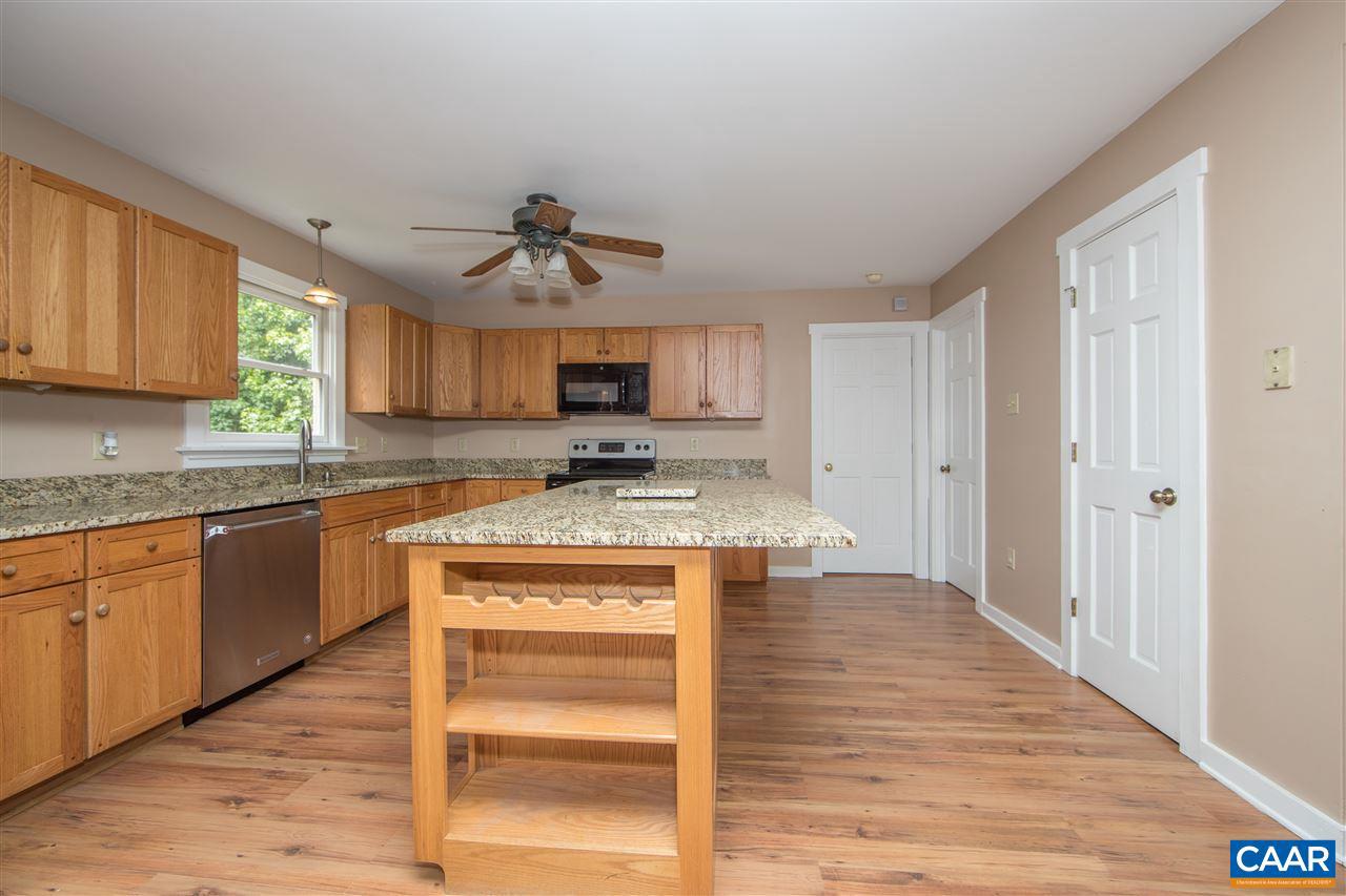 3321 Duke Road Powhatan, VA 23139 - Photo 5 of 40 Gallery Image 5