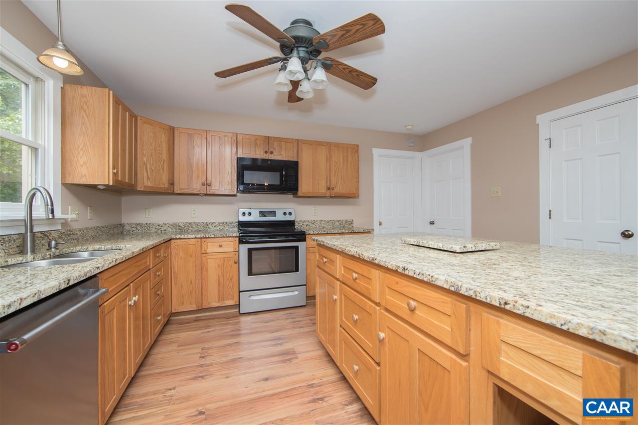 3321 Duke Road Powhatan, VA 23139 - Photo 6 of 40 Gallery Image 6