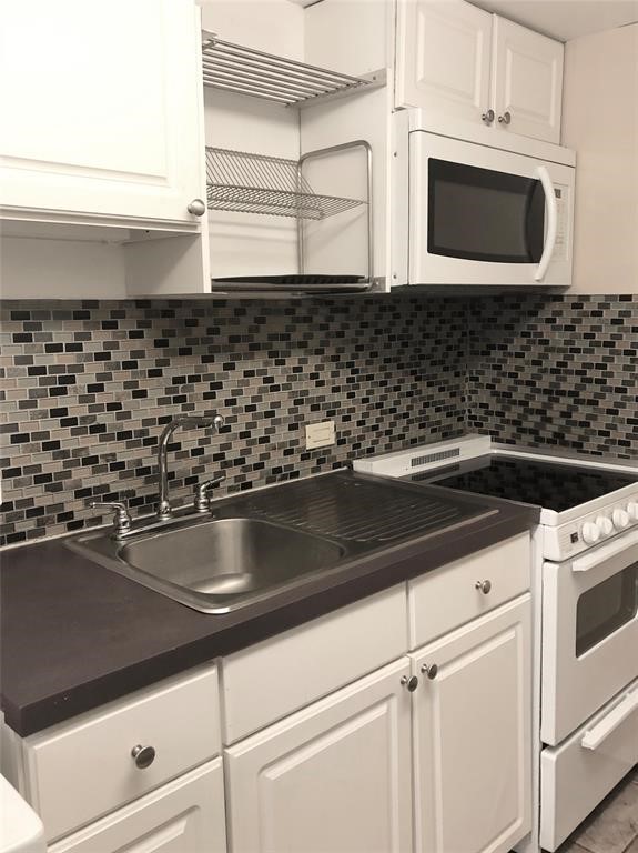 2016 Main Street, Unit 2111 Houston, TX 77002 - Photo 5 of 13