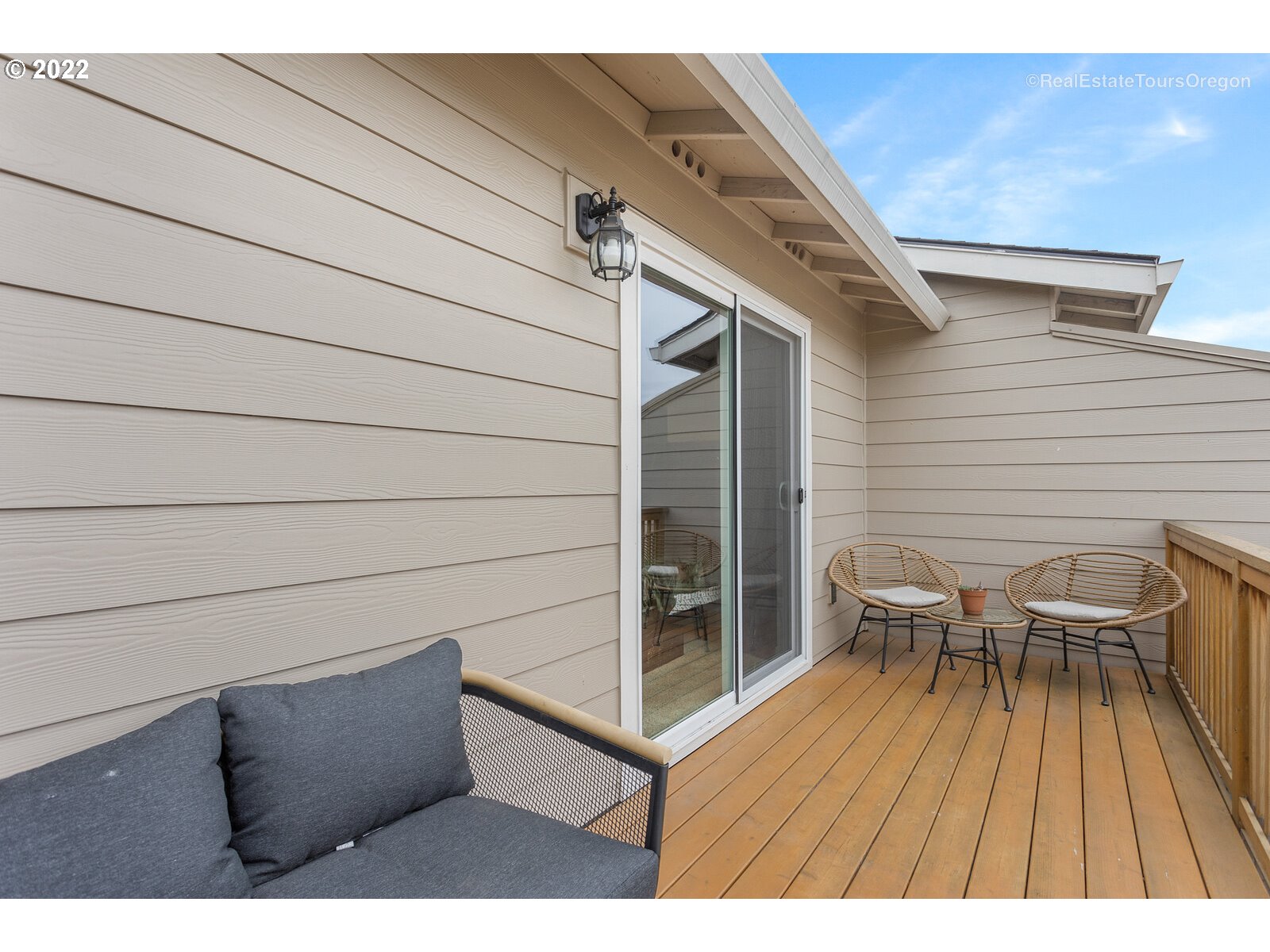 2193 Southeast 16th Street Gresham, OR 97080 - Photo 24 of 32 a view of outdoor space with seating space