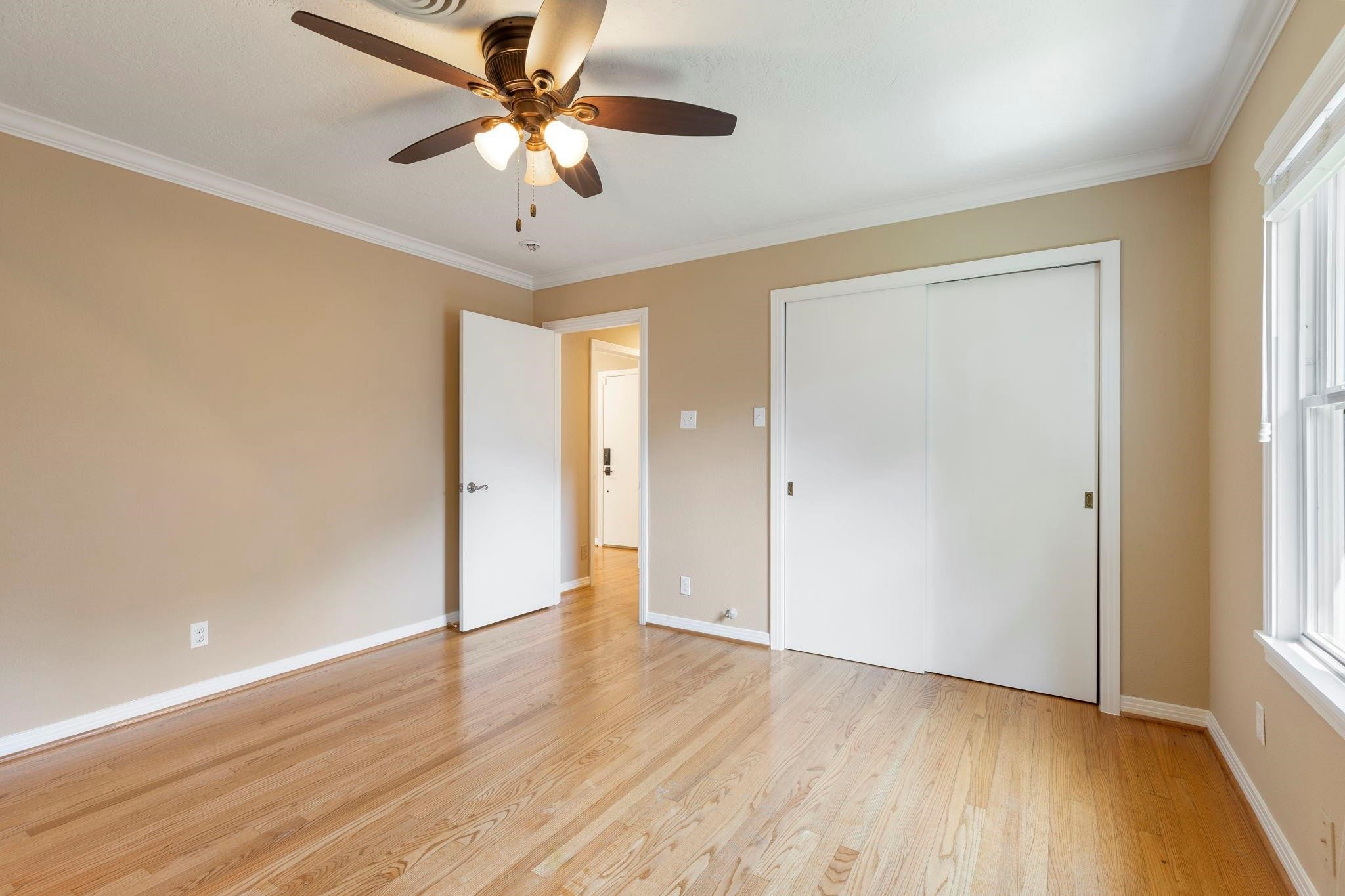 1802 Turnpike Road Houston, TX 77008 - Photo 30 of 47