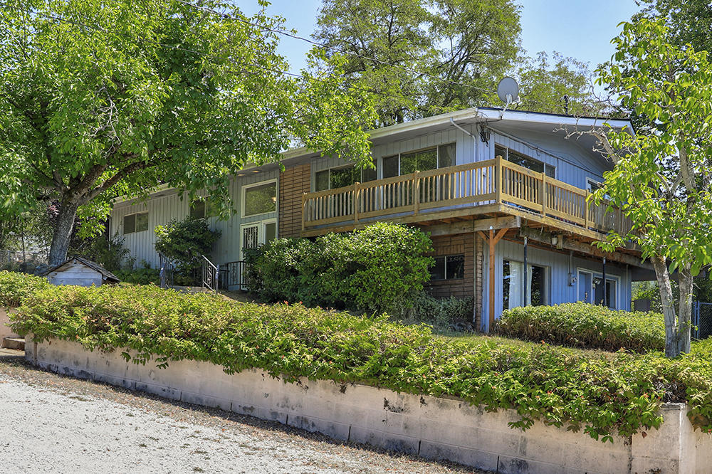 361 Trollview Road Grants Pass, OR 97527 - Photo 1 of 42 Front of Home