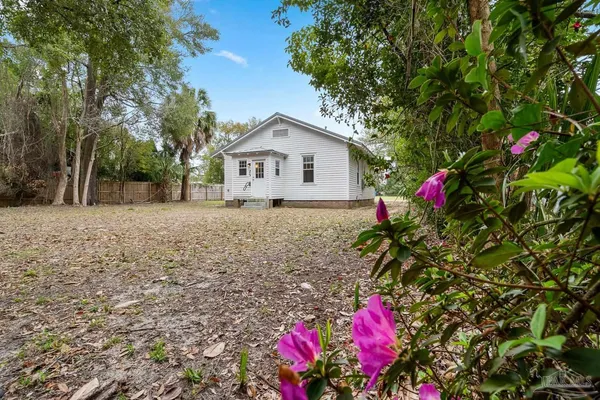 $349,000 | 1114 East Lloyd Street, Pensacola, FL 32503