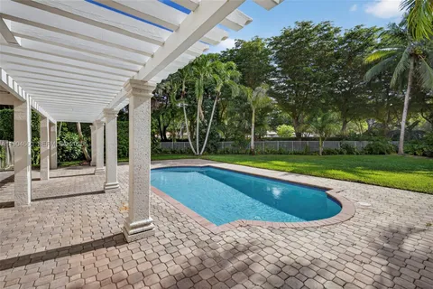 $1,700,000 | 1781 Harbor Pointe Circle, Weston, FL 33327