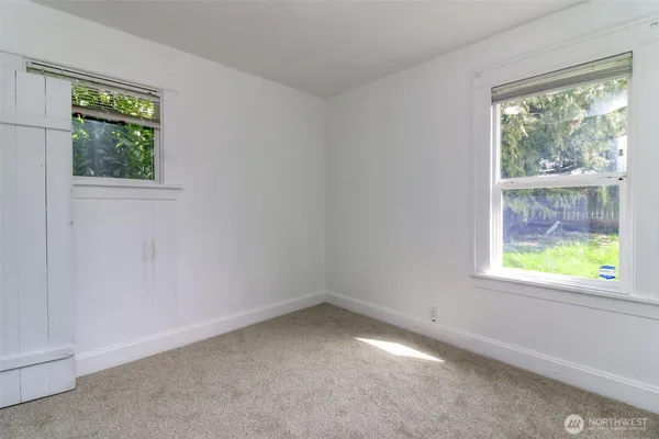 $339,900 | 5637 South I Street, Tacoma, WA 98408
