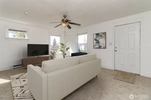 $339,900 | 5637 South I Street, Tacoma, WA 98408