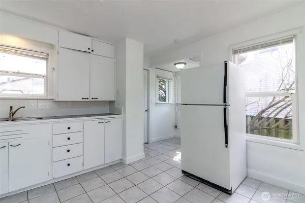 $339,900 | 5637 South I Street, Tacoma, WA 98408