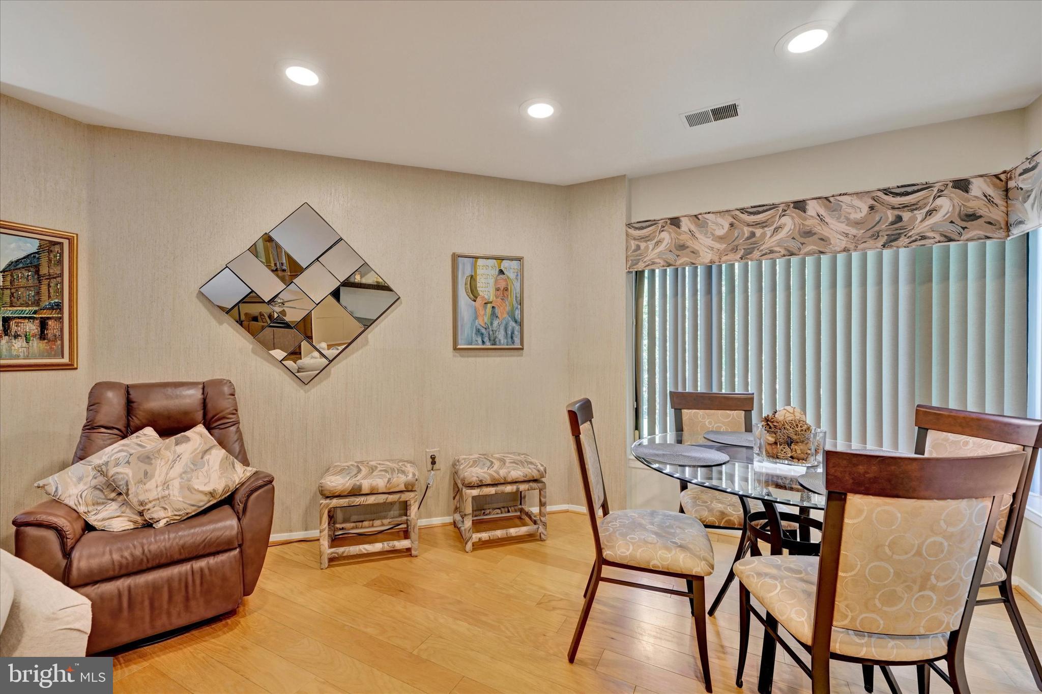 3011 Fallstaff Road, Unit 204A Baltimore, MD 21209 - Photo 18 of 28