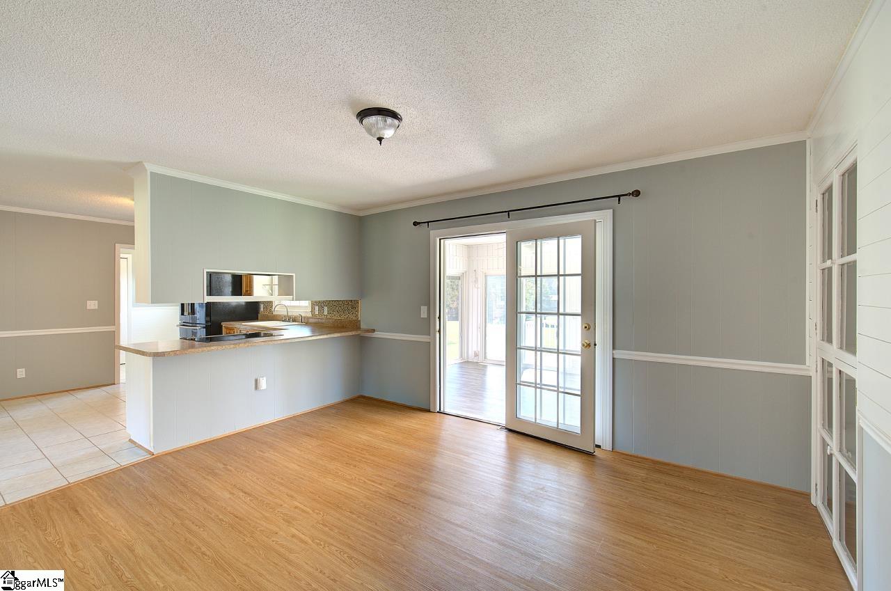 240 Hendricks Road Pickens, SC 29671 - Photo 18 of 39 Gallery Image 18