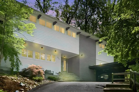 $1,295,000 | 3421 Stoneybrae Drive, Falls Church, VA 22044