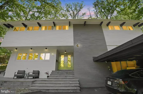 $1,295,000 | 3421 Stoneybrae Drive, Falls Church, VA 22044