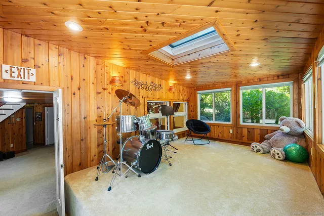 $844,000 | 26 Wilridge Road, Ridgefield, CT 06877