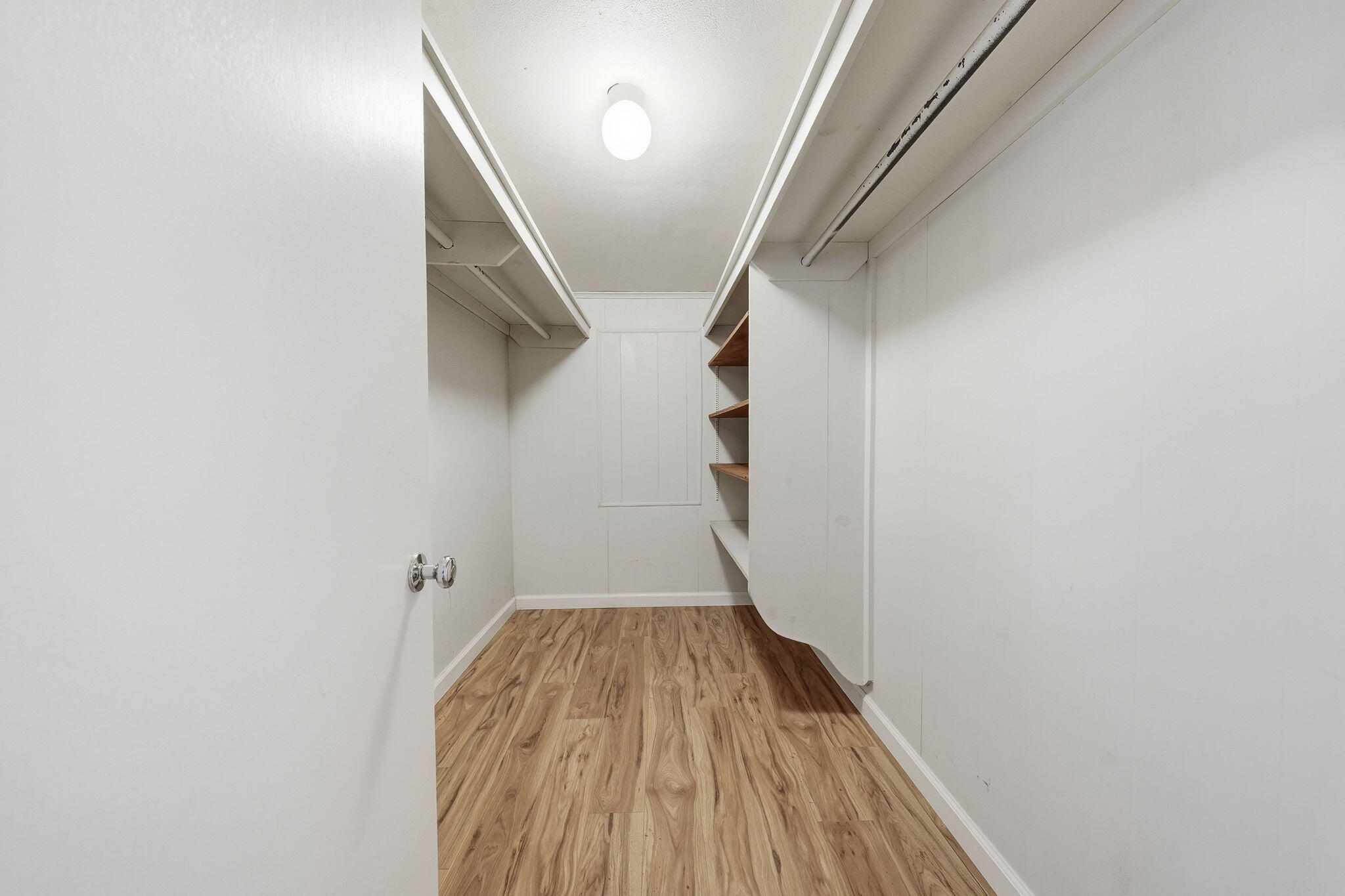 1717 Deer Creek Road Shasta Lake, CA 96019 - Photo 8 of 54 a view of entryway with wooden floor