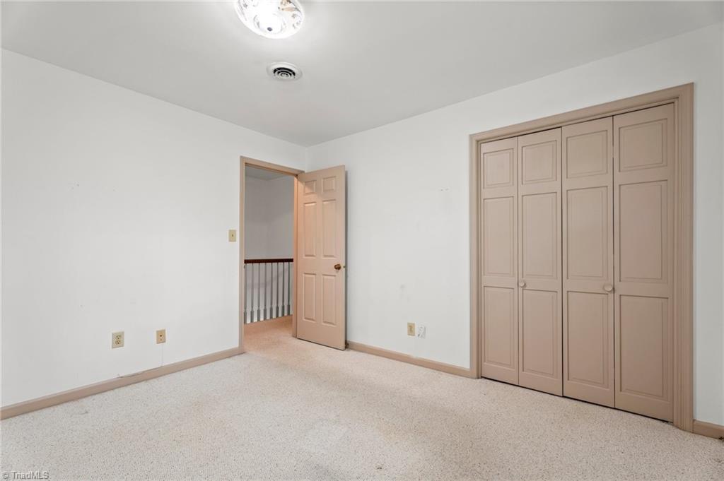 3623 Gramercy Road Greensboro, NC 27410 - Photo 28 of 34 Gallery Image 28