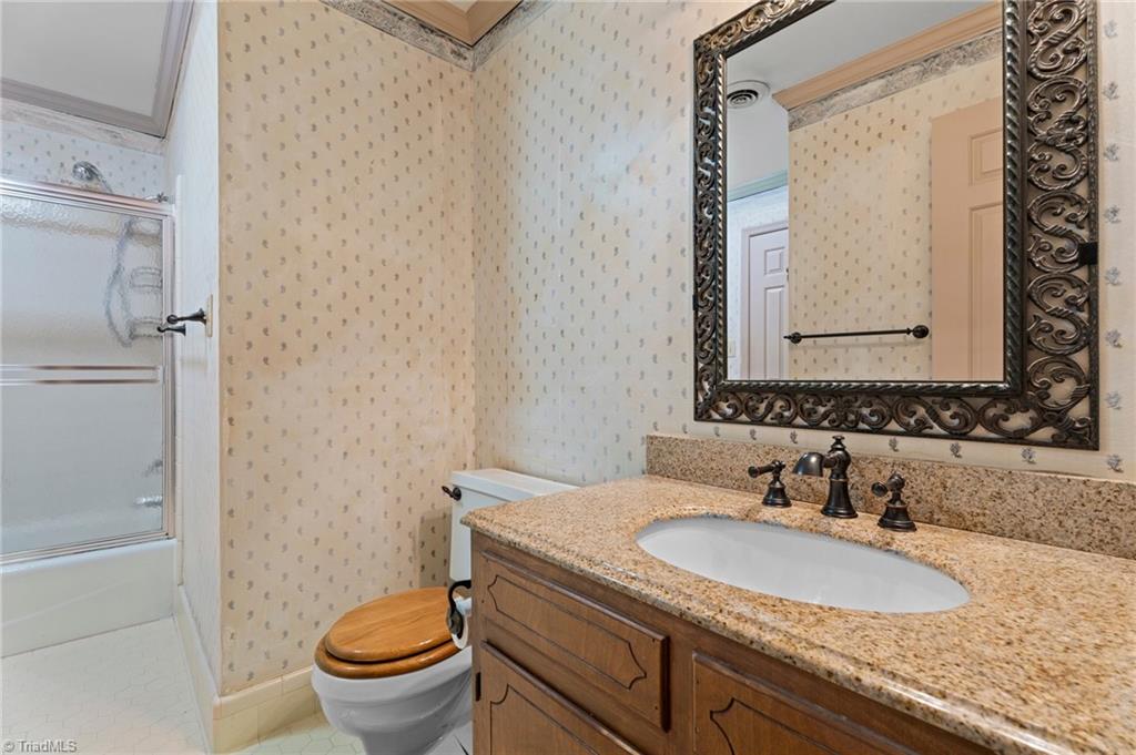 3623 Gramercy Road Greensboro, NC 27410 - Photo 29 of 34 Upstairs bath.