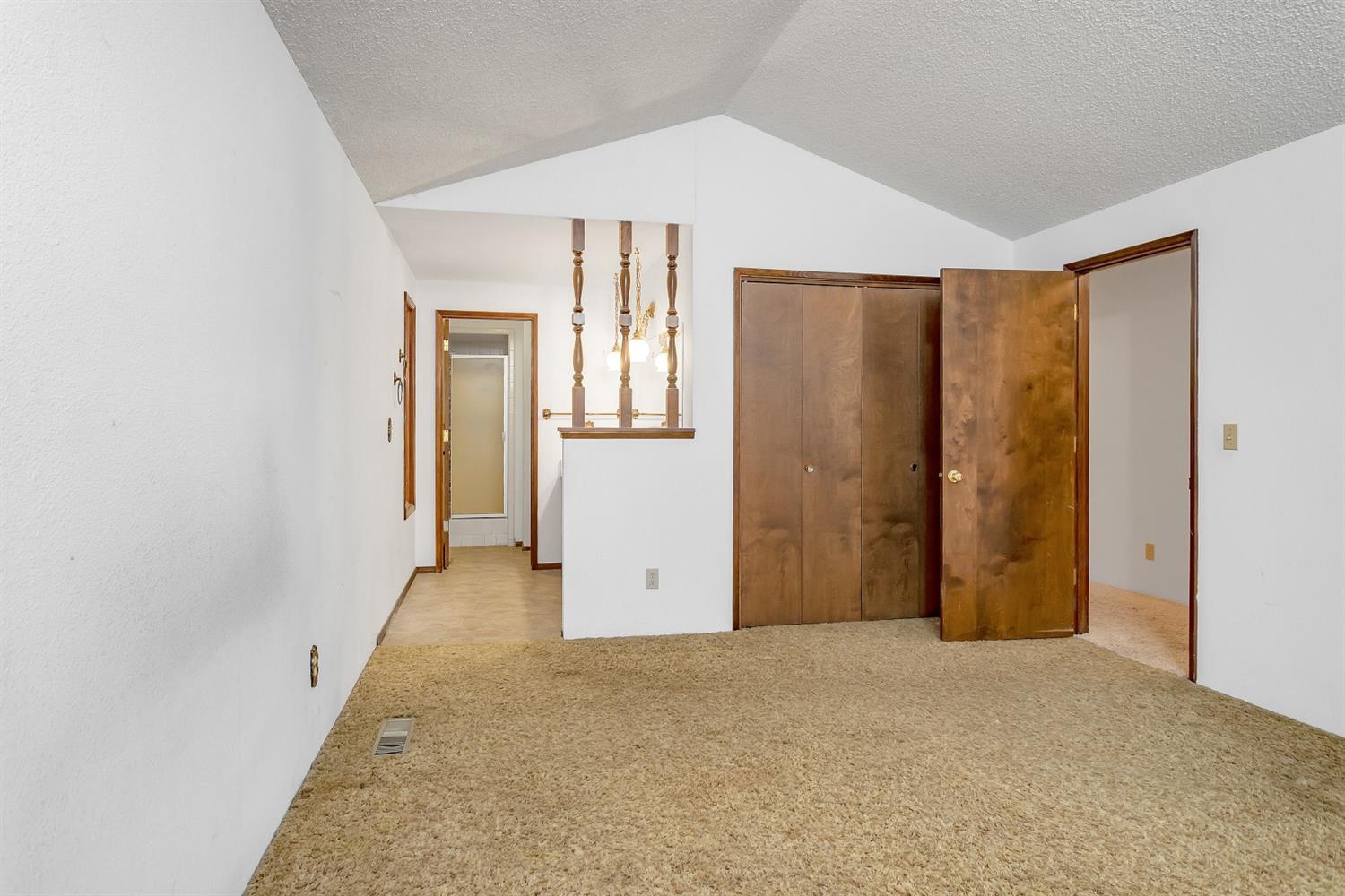 2475 Southside Road Grants Pass, OR 97527 - Photo 14 of 32 Additional Photo