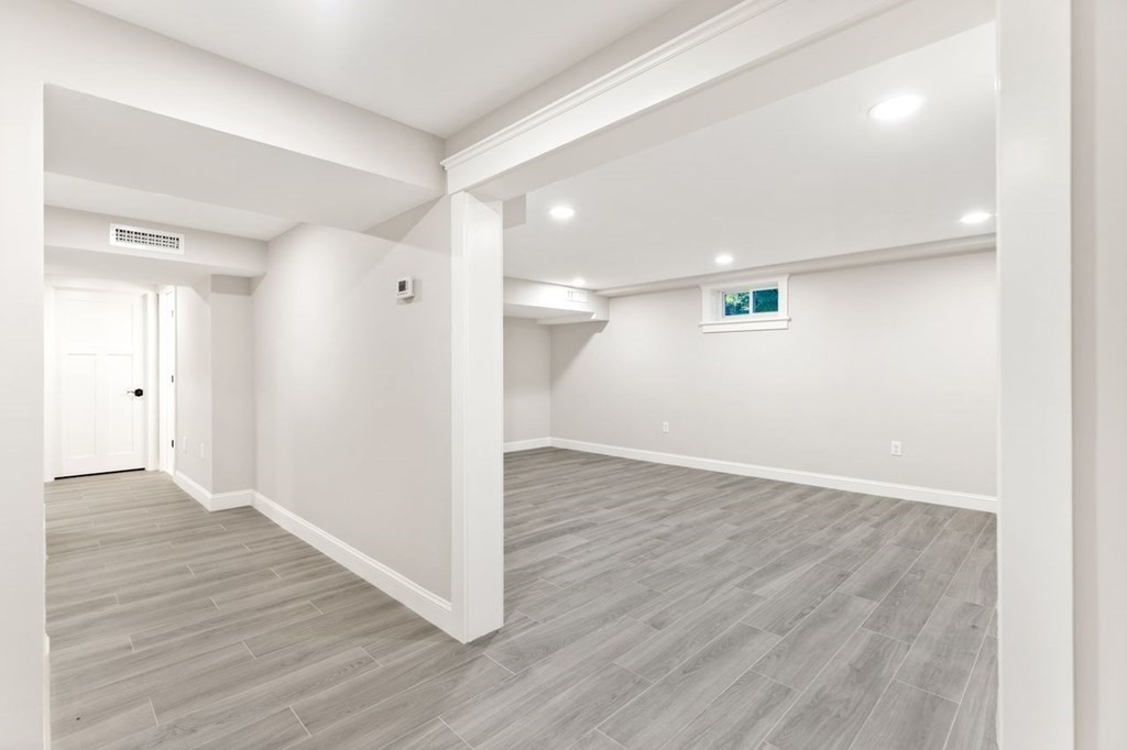 9 Coach Road Lexington, MA 02420 - Photo 22 of 28 Gallery Image 22