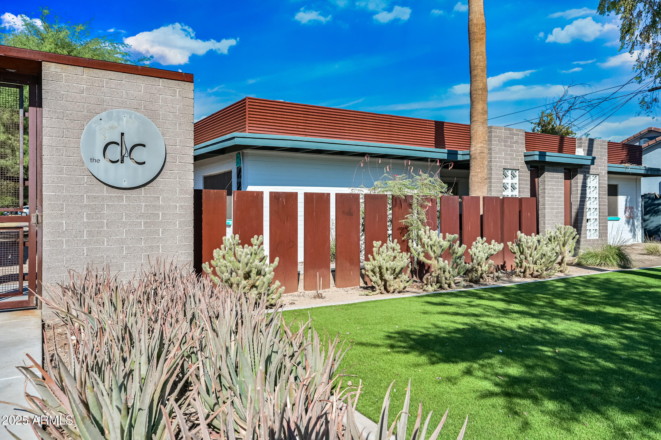 1518 West Colter Street, Unit 30 Phoenix, AZ 85015 - Photo 26 of 29 ocupix-1518WCS-Comm-4