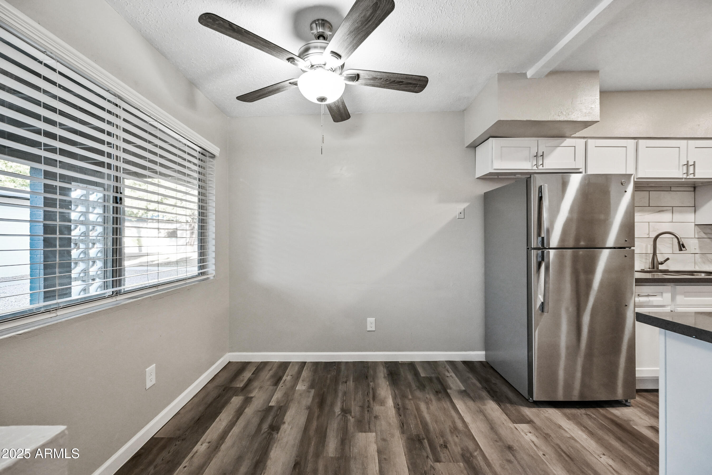1518 West Colter Street, Unit 30 Phoenix, AZ 85015 - Photo 6 of 29 4-1518WCS30--ocupix-