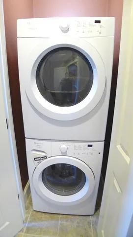 $3,000 | 10 Savin Hill Avenue, Unit 2, Boston, MA 02125