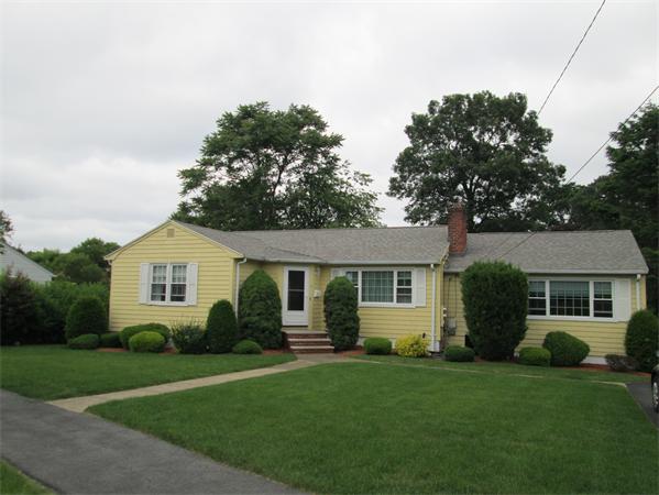 3 Evans Road Stoneham, MA 02180 - Photo 2 of 16 Gallery Image 2