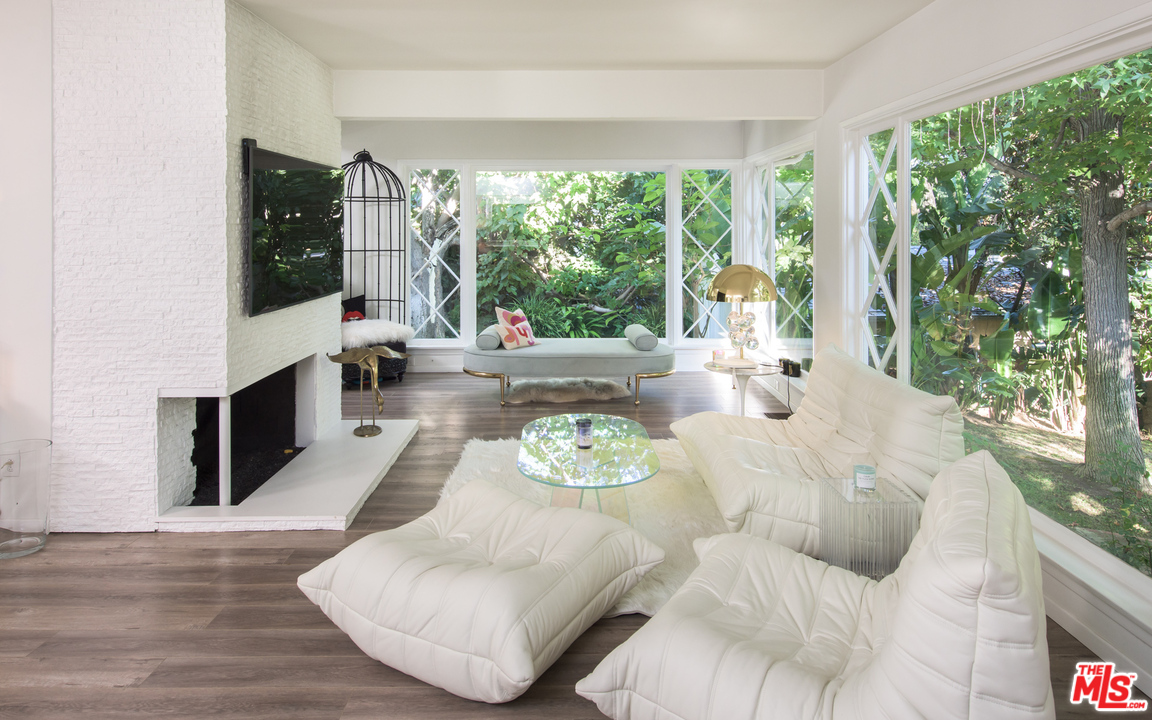 12333 Sunset Boulevard Los Angeles, CA 90049 - Photo 2 of 15