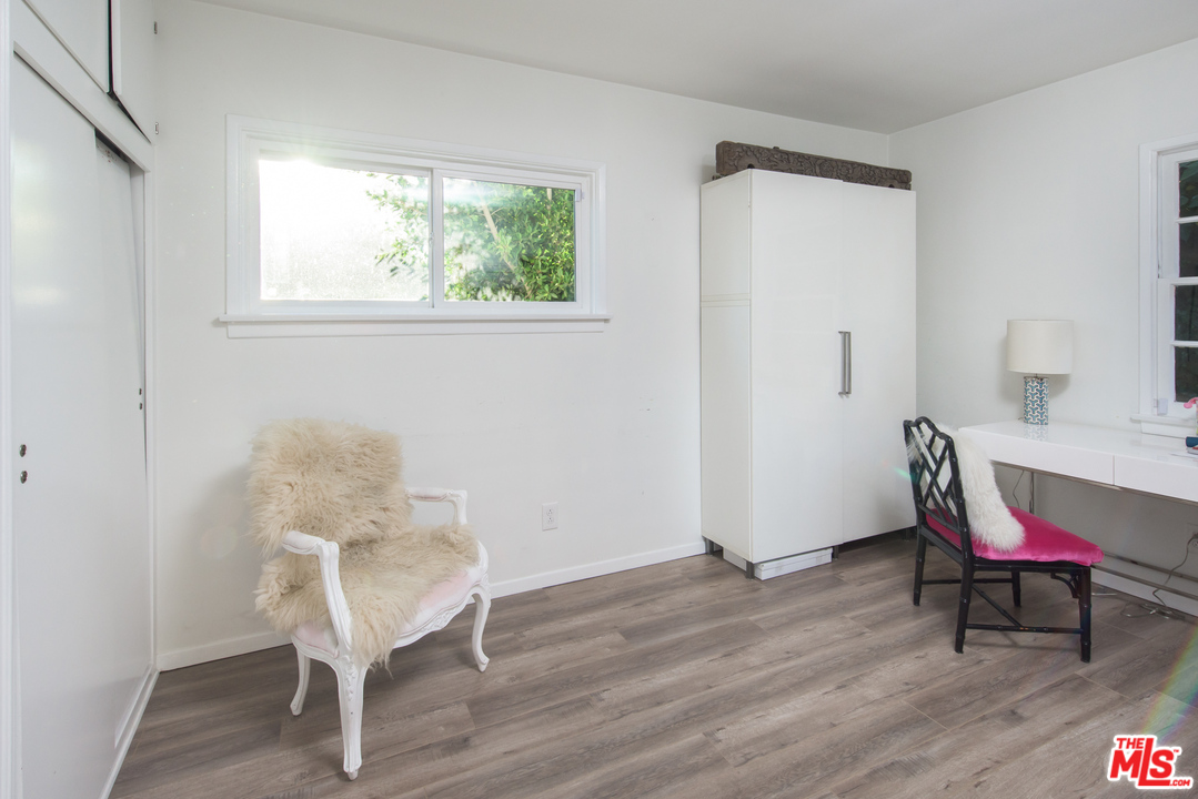 12333 Sunset Boulevard Los Angeles, CA 90049 - Photo 11 of 15