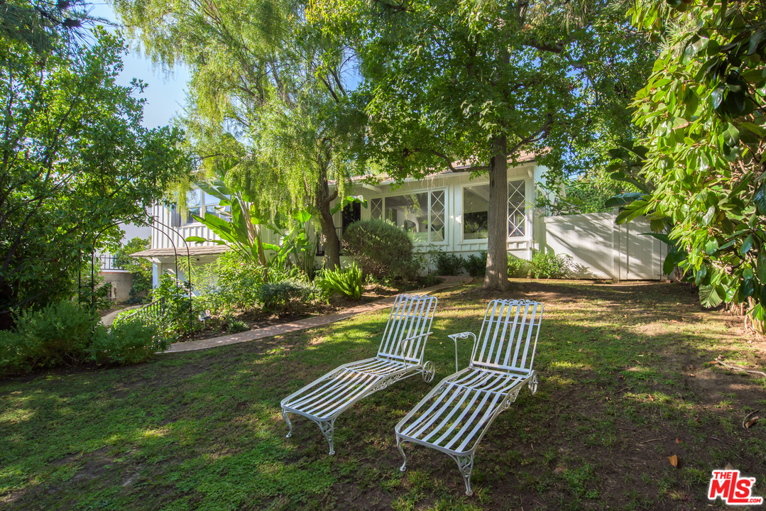 12333 Sunset Boulevard Los Angeles, CA 90049 - Photo 13 of 15