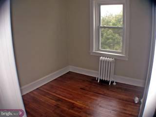 410 Wellesley Road Philadelphia, PA 19119 - Photo 4 of 6 Gallery Image 4