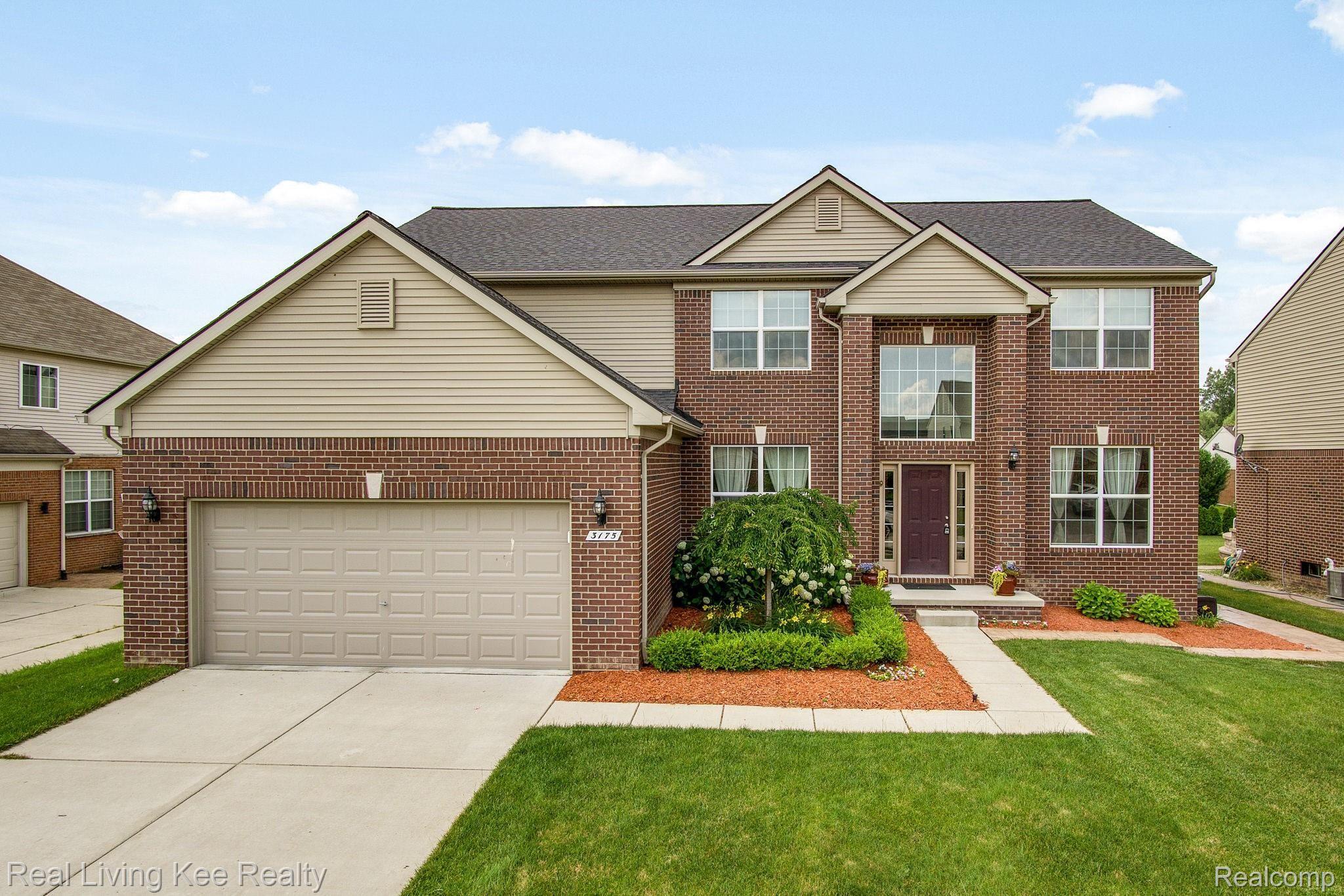 3175 Wren Lane Rochester, MI 48309 - Photo 1 of 46 3175-Wren-Ln-03.jpg