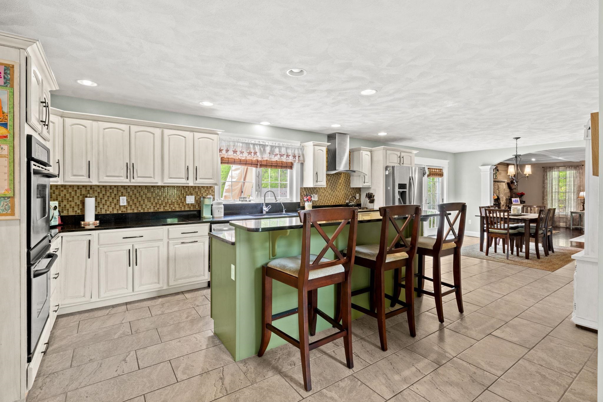 31 Houstons Way Hampstead, NH 03841 - Photo 19 of 40