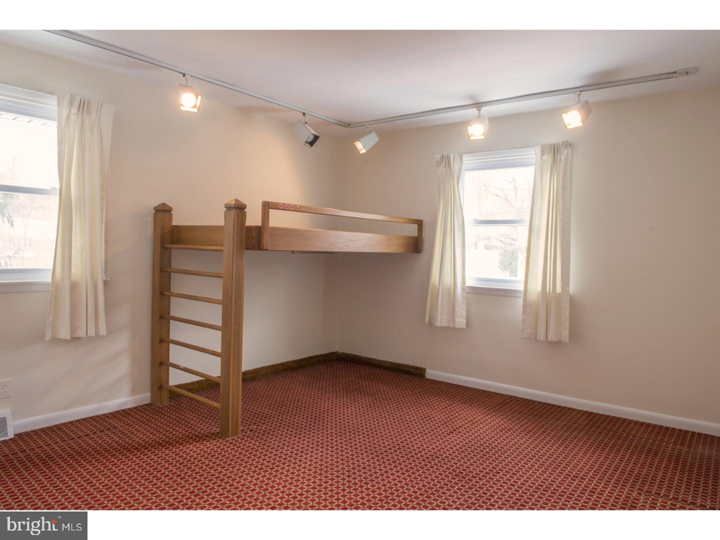 526 Laverock Road Glenside, PA 19038 - Photo 19 of 21 Gallery Image 19