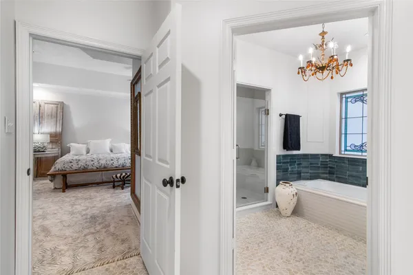 $875,000 | 901 Longmire Road, Unit 51, Conroe, TX 77304