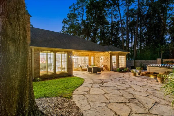 $949,000 | 901 Longmire Road, Unit 51, Conroe, TX 77304