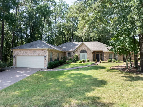 $949,000 | 901 Longmire Road, Unit 51, Conroe, TX 77304